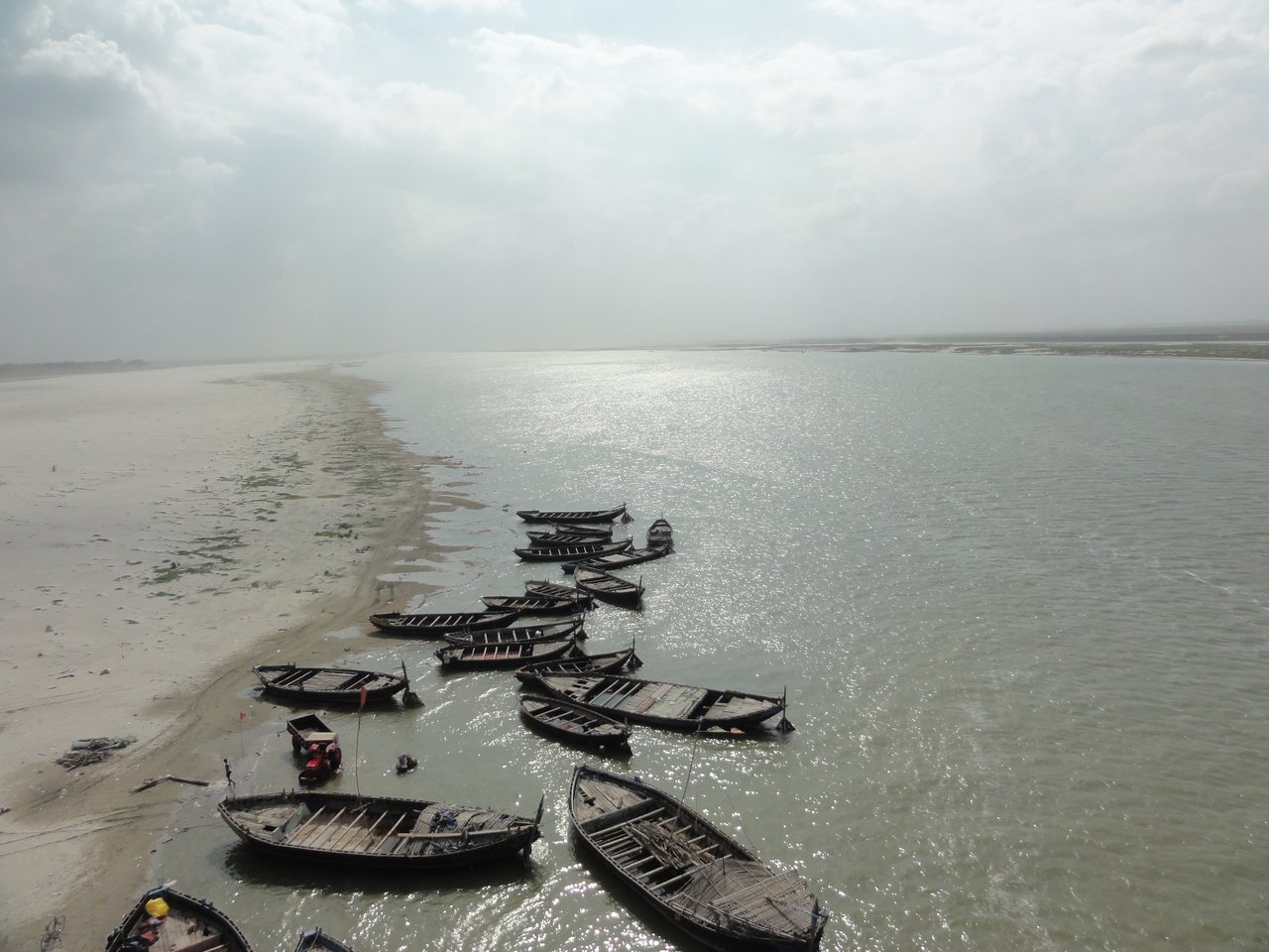 Country boat on the Ganga in Bihar