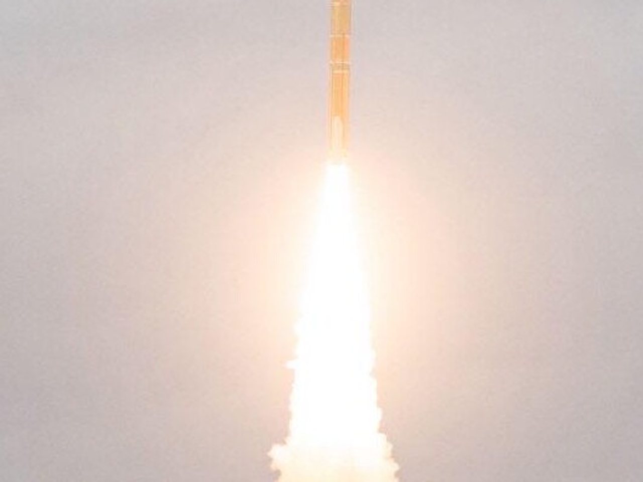 An H3 rocket lifts off from Tanegashima (file photo)