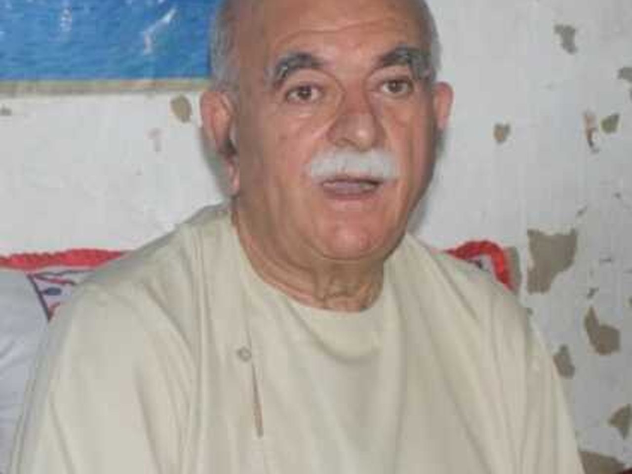 Pakistani opposition leader Mahmood Khan Achakzai (file photo)