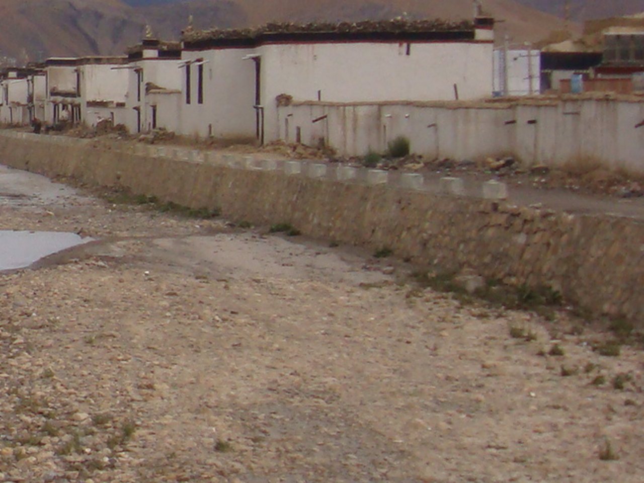 The plain of Tingri on the Tibetan plateau (file photo)